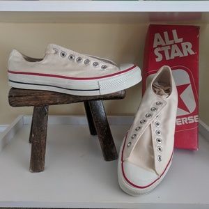 VINTAGE NEVER WORN CHUCK TAYLOR ALLSTARS  ~1970